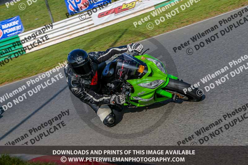 PJ Motorsport Photography 2018;enduro digital images;event digital images;eventdigitalimages;mallory park;mallory park photographs;mallory park trackday;mallory park trackday photographs;no limits trackdays;peter wileman photography;racing digital images;trackday digital images;trackday photos